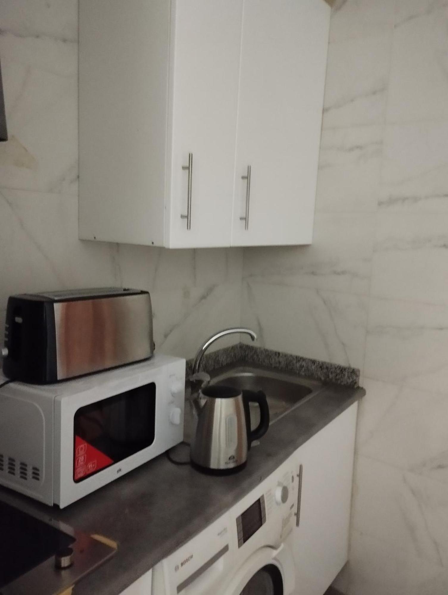 Apartamento Miriam Madrid Bagian luar foto